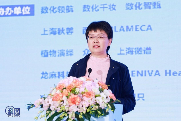 图：中国科学院华南国家植物园二级教授王瑛