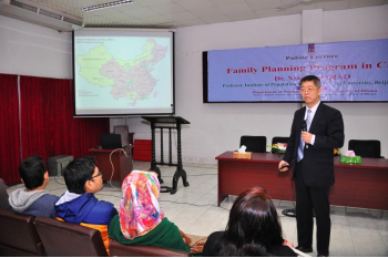 北京大学人口研究所教授乔晓春