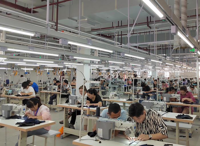 图片来源：河南省服装行业协会