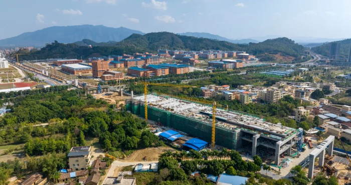 2023年2月2日，已顺利封顶的广清城际北延线省职教城站。清远日报记者 江元威 摄