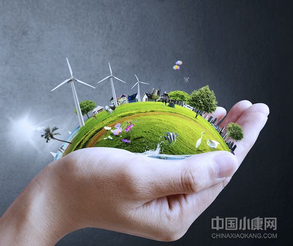 　　蜕变 从山林到村庄，从村庄到产业园区、精美县城，欣欣向荣的武平沐浴林改春风、踏着时代节拍拔节生长。图源/hellorf