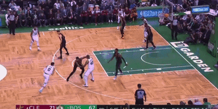 詹姆斯与塔图姆联手