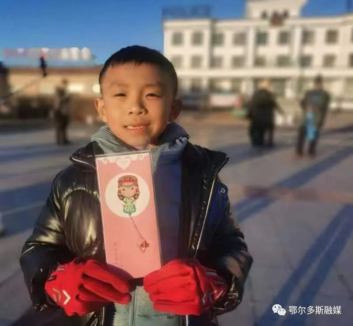 ▲来自广东的7岁小游客陈栩昕 