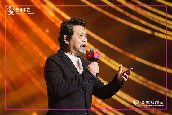 ▲魏松先生演唱《追寻》