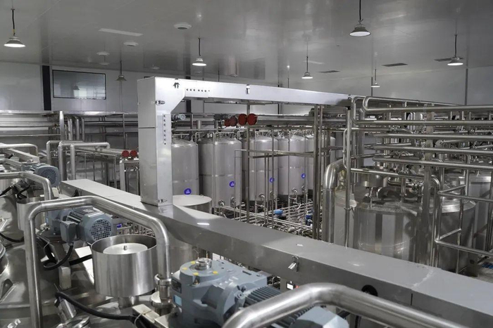 　　无锡生产基地车间