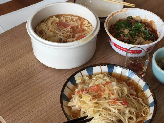 小编和同事某天的午饭