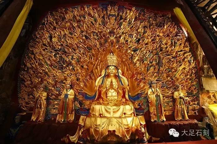 ▲大足宝顶山千手观音像
