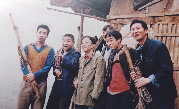     《山城棒棒军》剧照