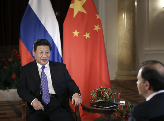 2014年2月7日，国家主席习近平在俄罗斯索契接受俄罗斯电视台专访。新华社记者 兰红光 摄