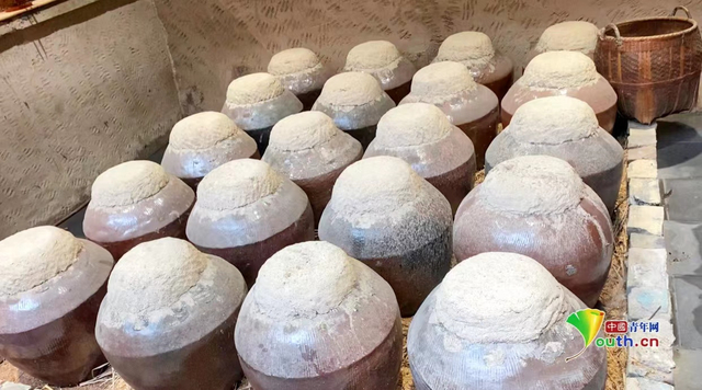 龙潭红粬黄酒。中国青年网 张玘云摄