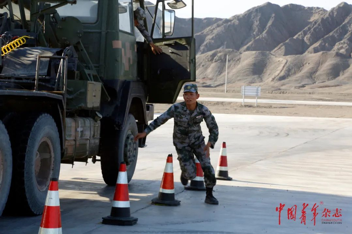 ”雷锋班“战士衣用帅参加国际比赛