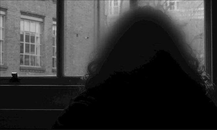 ·受害者之一。