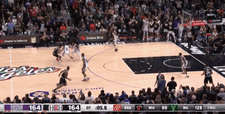 篮网激战加时逆转取胜杜兰特关键三分锁定胜局全场狂砍38分