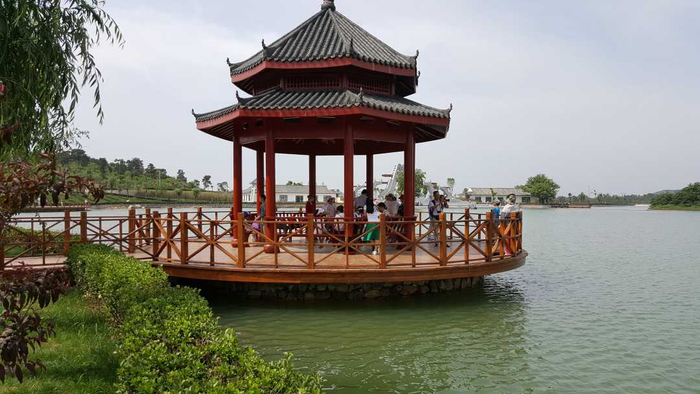 乡村美景引客来。段阳东 摄