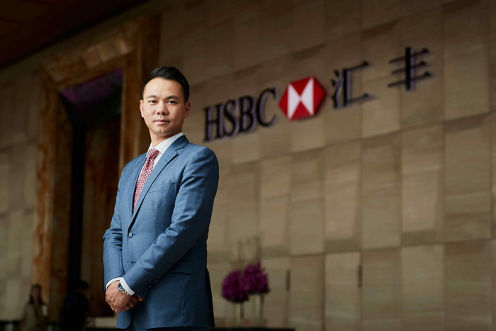 汇丰中国常务副行长兼副行政总裁程卓雄