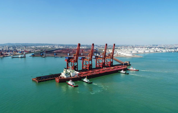 湛江港40万吨级散货码头。受访者供图