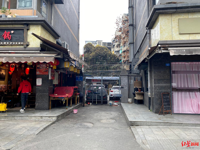 ▲小区堵塞的消防通道