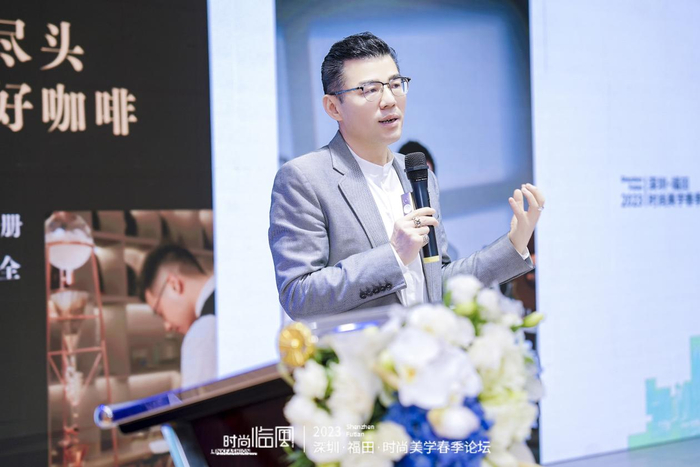 时尚临风创始人、流行趋势分析师“临风君”李飞跃先生分享