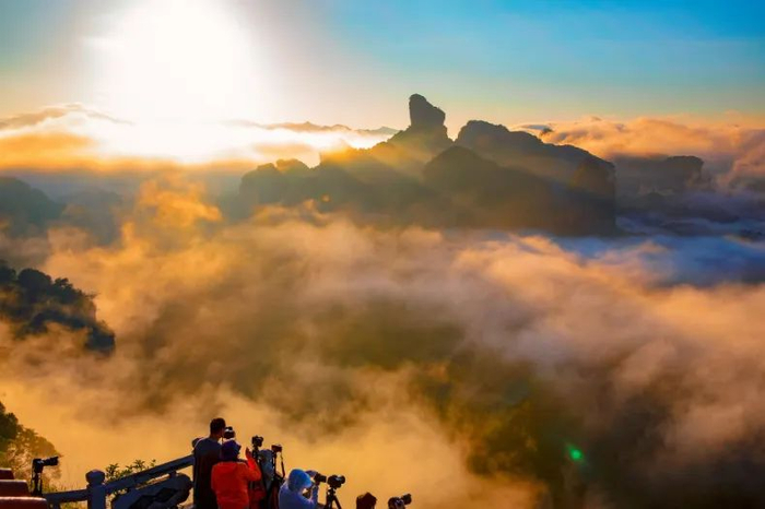 丹霞云海（图片来源：韶关市文化广电旅游体育局）