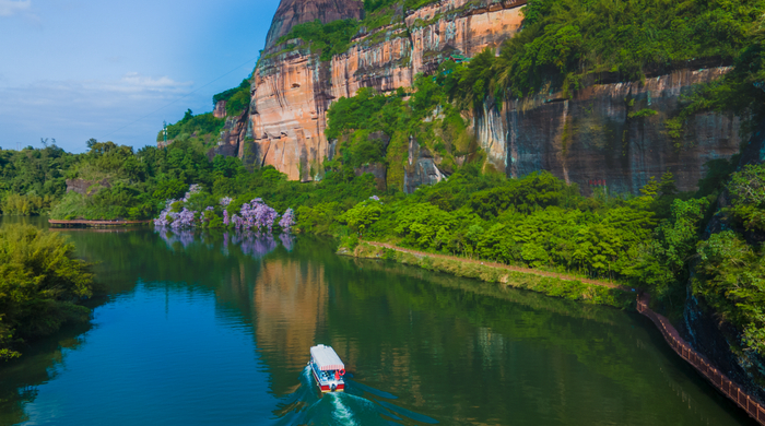 丹山碧水（图片来源：韶关市文化广电旅游体育局）