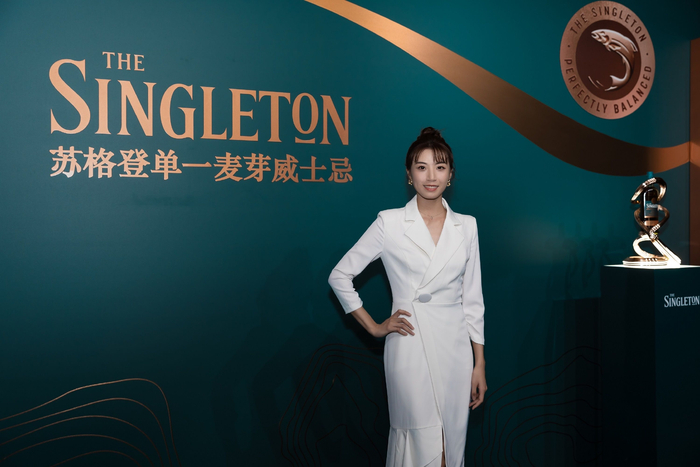 　　图6:羽毛球达人覃文嘉女士