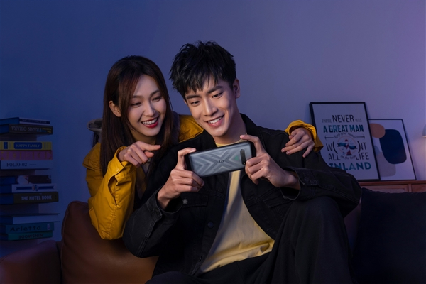 责任编辑：上方文Q