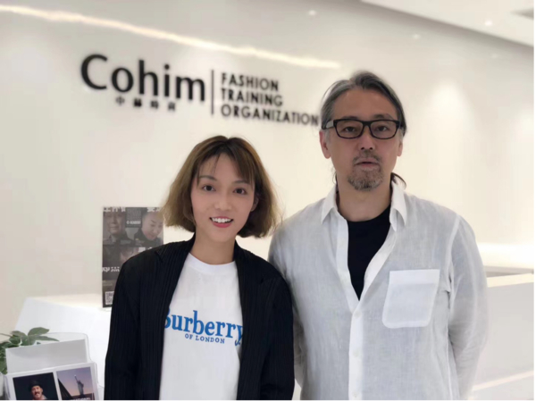 　　吉雨Vega与小林佑治老师合影