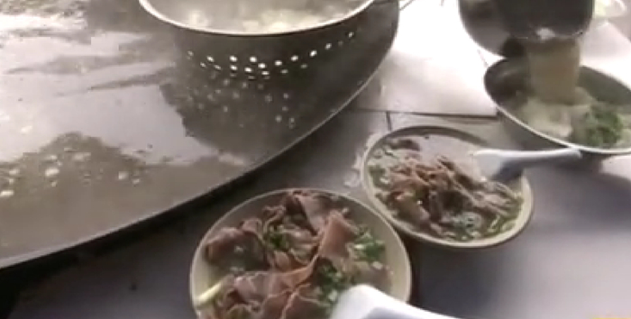 《走遍中国》剧照