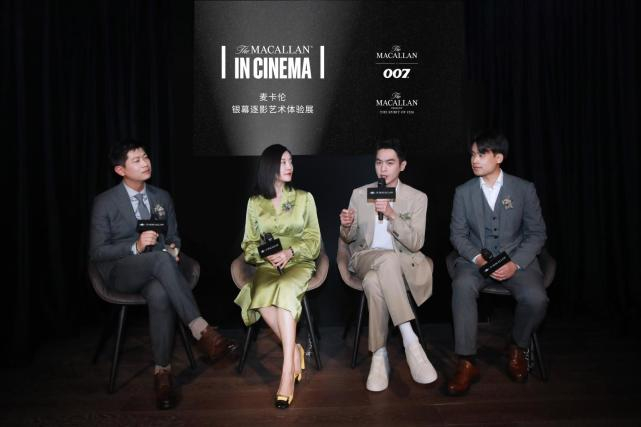 　　张若昀与影评人木易、作家兼策展人祝羽捷共同立足于现代的全新视角，解读世纪经典