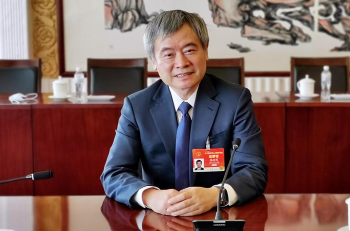 ↑全国人大代表、清华大学政治经济学研究中心主任蔡继明 受访者供图