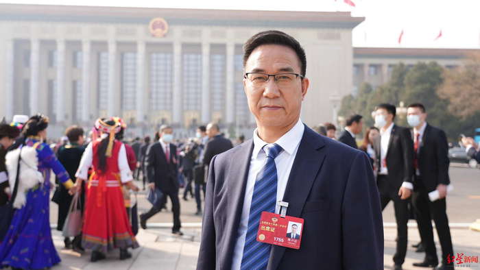 ↑全国政协委员傅声雷