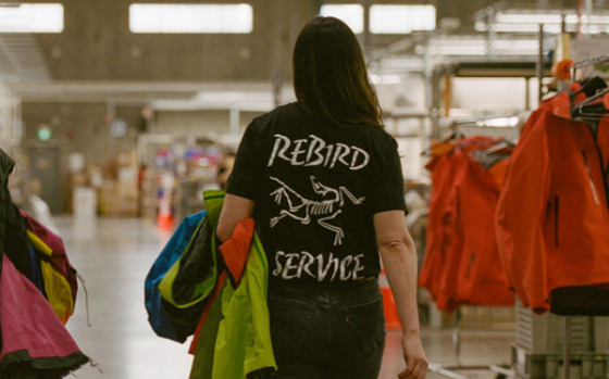 　　ARC'TERYX始祖鸟在2021年推出全新环保概念——ReBIRD™计划