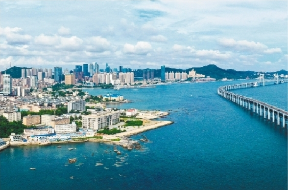 伴随着城市建设的加快和城市品质的提升，大连愈加美丽宜居。特约记者王华摄