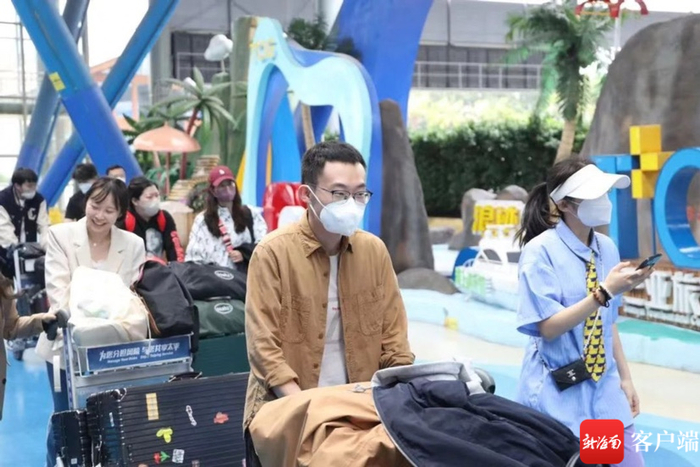 北京体育大学阿尔伯塔国际休闲体育与旅游学院学生入驻陵水黎安国际教育创新试验区。陵水黎安国际教育创新试验区供图