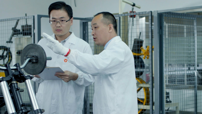 　　雅迪电动车生产基地