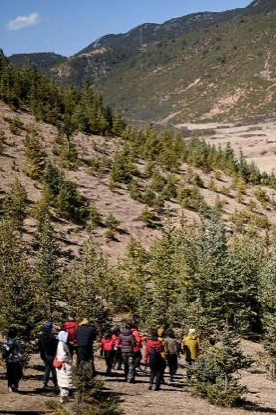 　　ARC'TERYX始祖鸟“向上致美”徒步体验