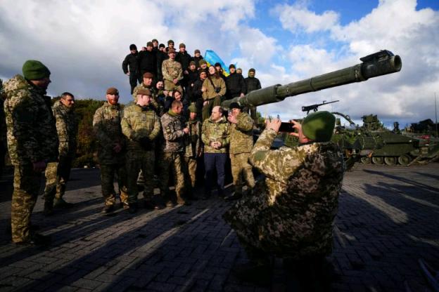 Double the Challenger tanks for Ukraine? British MoD says no