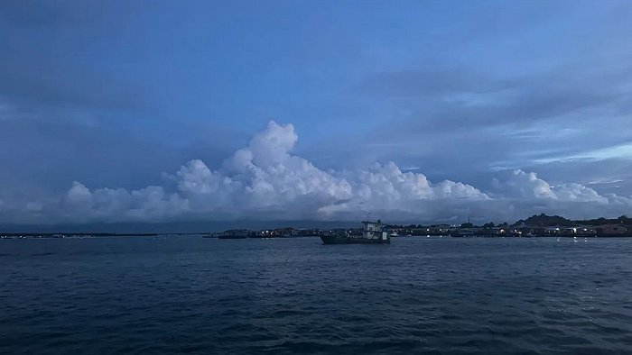 ▲ Daisy在马来西亚拍下的海面。图 / 受访者提供