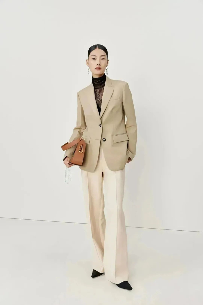 　　FASHION