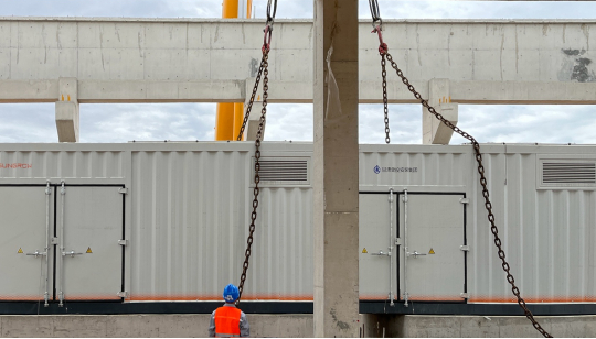 　　宁夏氢能项目-设备安装