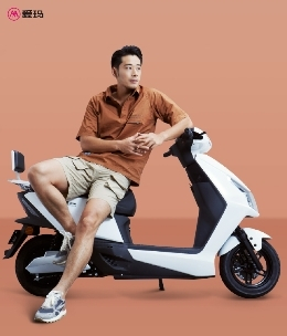 　　图:爱玛劲远F808,劲酷有型运动风