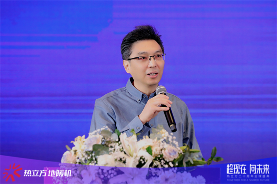 　　中国建筑科学研究院建筑环境与能源研究院 徐伟院长