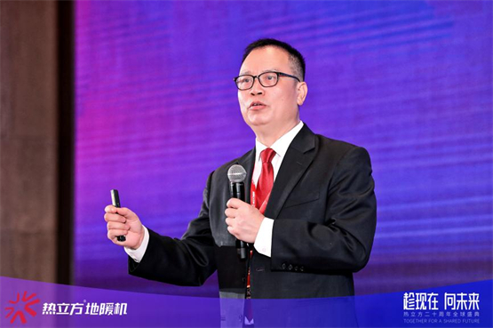 　　热立方总经理郑双名