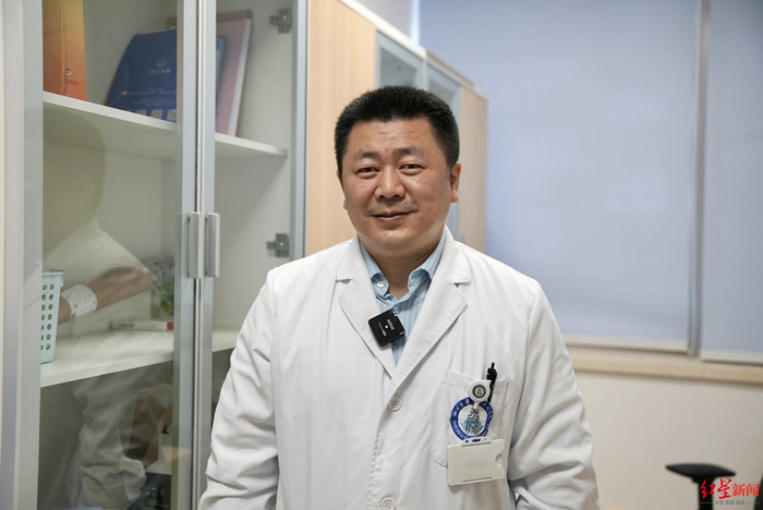 ▲四川省政协委员、四川大学华西医院院长助理张虎