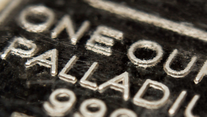 图为一盎司钯金条