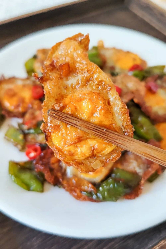 小炒荷包蛋的精致版本：鹌鹑荷包蛋。摄影/小小多和包子