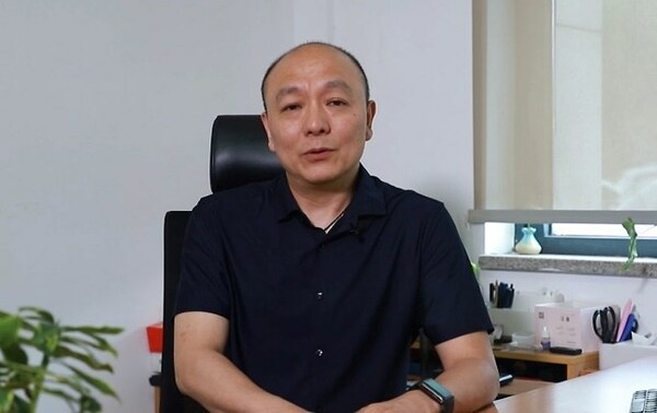 　　益丰大药房连锁股份有限公司商采总监 唐家锡