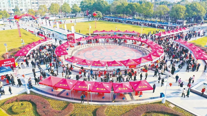 春风送暖，岗位多多。