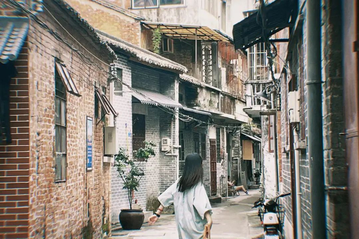 △佛山是一个令人惬意的城市，这种惬意来自城市的实力和底气。/佛山日报