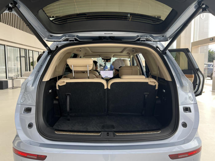 AITO问界M7后排储物空间。 华龙网-新重庆客户端张婧 摄
